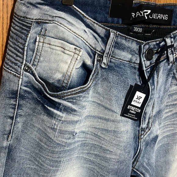 X-Ray - Picture 2 of 7